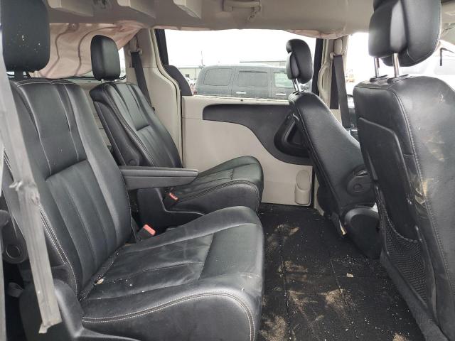 Photo 11 from auction – 2016 CHRYSLER TOWN & COU with VIN 2C4RC1BG6GR305646