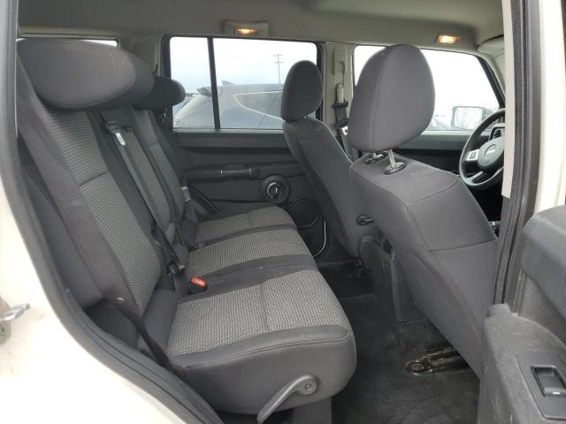 Photo 11 from auction – 2010 JEEP COMMANDER with VIN 1J4RG4GK6AC156779