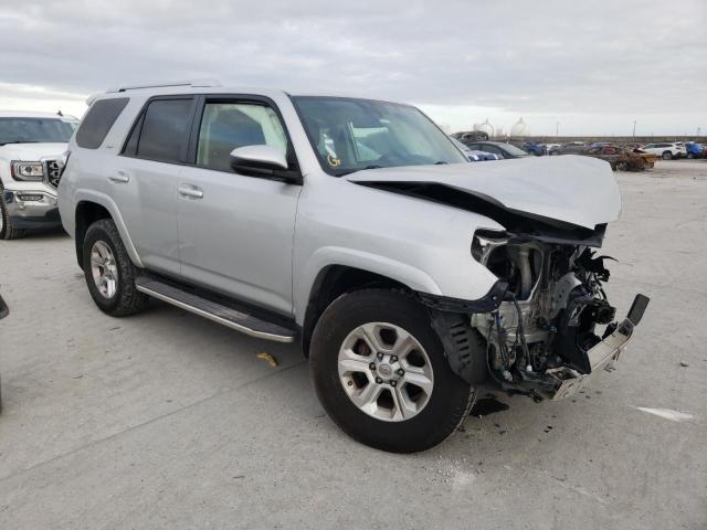 Photo 4 from auction – 2016 TOYOTA 4RUNNER SR with VIN JTEZU5JRXG5136375