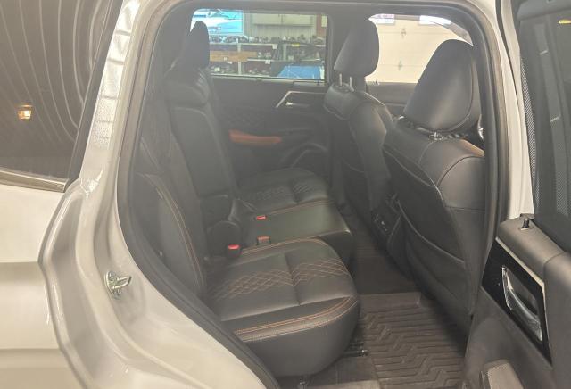 Photo 6 from auction – 2022 MITSUBISHI OUTLANDER with VIN JA4J4VA83NZ616458