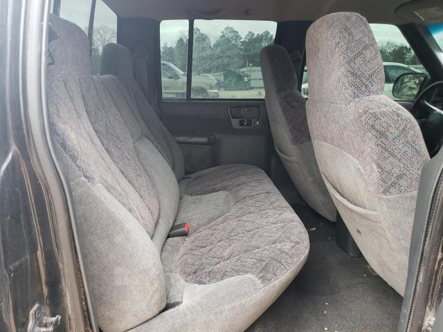 Photo 10 from auction – 2002 GMC SONOMA with VIN 1GTDT13W62K205814