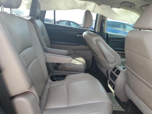 Photo 11 from auction – 2016 HONDA PILOT ELIT with VIN 5FNYF6H05GB043169