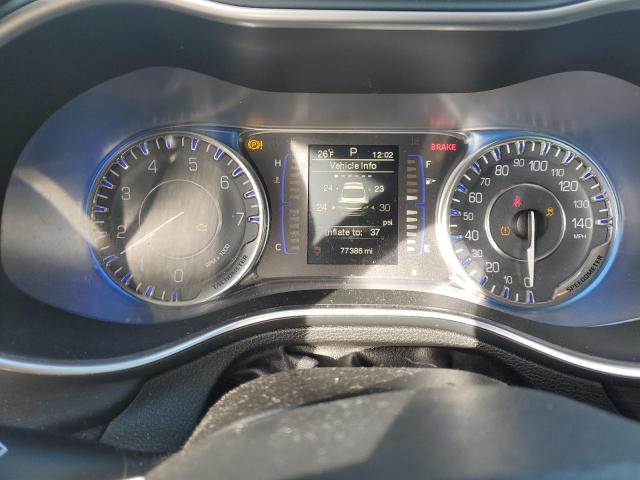 Photo 9 from auction – 2015 CHRYSLER 200 LIMITE with VIN 1C3CCCAB2FN748061