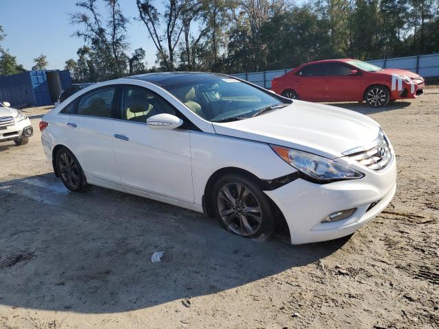 Photo 4 from auction – 2013 HYUNDAI SONATA SE with VIN 5NPEC4ACXDH610297