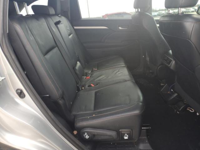 Photo 11 from auction – 2015 TOYOTA HIGHLANDER with VIN 5TDJKRFH4FS184512