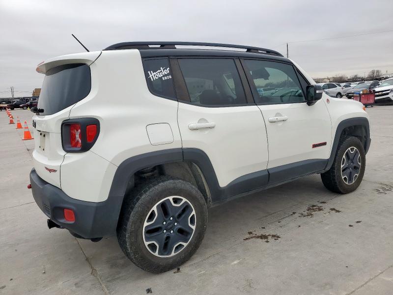 Photo 3 from auction – 2016 JEEP RENEGADE T with VIN ZACCJBCT8GPC47881