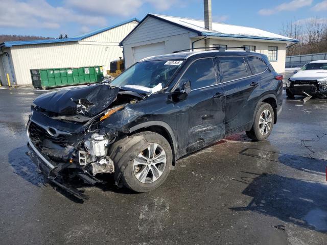 Photo 1 from auction – 2022 TOYOTA HIGHLANDER with VIN 5TDGZRBH6NS571265