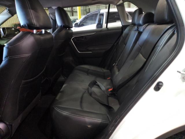 Photo 11 from auction – 2023 TOYOTA RAV4 LE with VIN JTMF1RFV8PD101966
