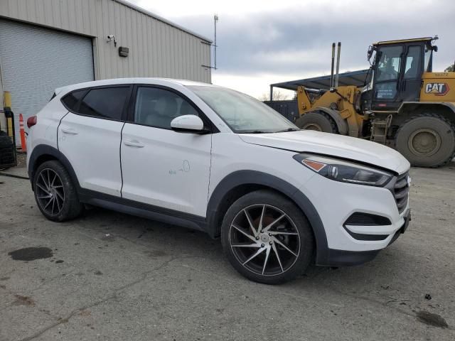 Photo 4 from auction – 2016 HYUNDAI TUCSON SE with VIN KM8J23A48GU249713