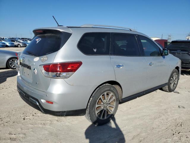 Photo 3 from auction – 2016 NISSAN PATHFINDER with VIN 5N1AR2MN7GC604077