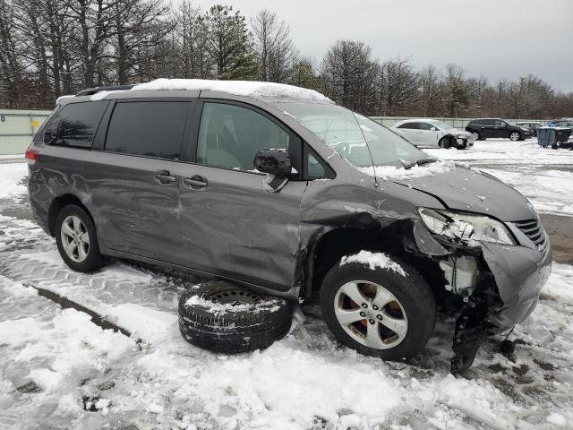 Photo 4 from auction – 2014 TOYOTA SIENNA LE with VIN 5TDKK3DC5ES455505