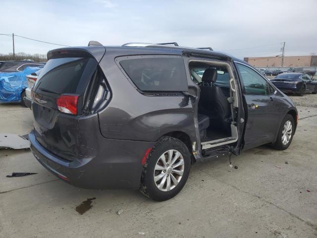 Photo 3 from auction – 2019 CHRYSLER PACIFICA T with VIN 2C4RC1BG0KR678898