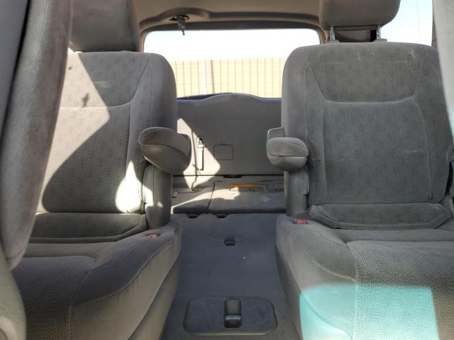 Photo 10 from auction – 2004 TOYOTA SIENNA XLE with VIN 5TDZA22C54S192526