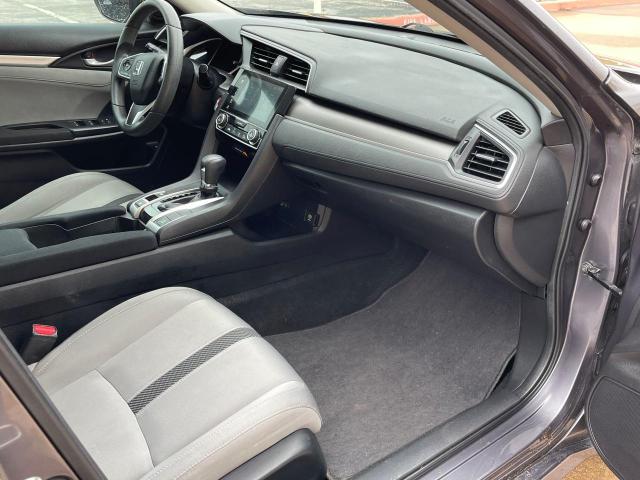 Photo 5 from auction – 2017 HONDA CIVIC EX with VIN 19XFC2F73HE018836