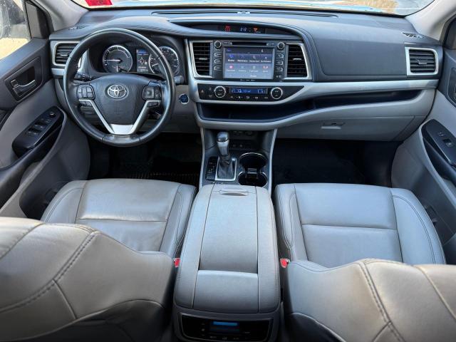Photo 9 from auction – 2019 TOYOTA HIGHLANDER with VIN 5TDJGRFH5KS075133