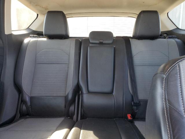 Photo 10 from auction – 2017 FORD ESCAPE SE with VIN 1FMCU0GD0HUD15844
