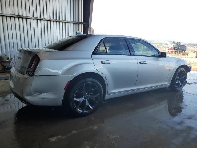 Photo 3 from auction – 2023 CHRYSLER 300 S with VIN 2C3CCABGXPH633281
