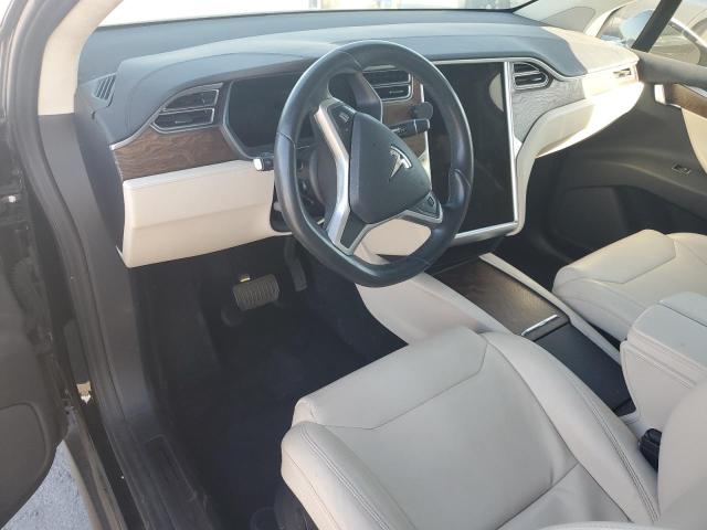 Photo 8 from auction – 2017 TESLA MODEL X with VIN 5YJXCAE23HF062687