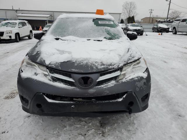 Photo 5 from auction – 2015 TOYOTA RAV4 LE with VIN JTMBFREV9FJ024798