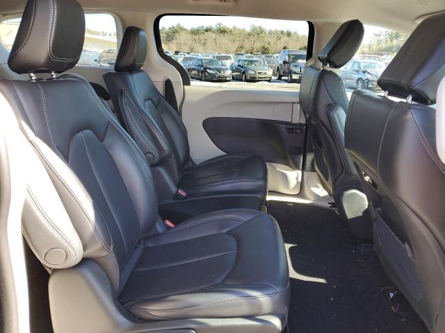 Photo 11 from auction – 2023 CHRYSLER PACIFICA H with VIN 2C4RC1L77PR503392