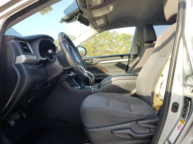 Photo 7 from auction – 2019 TOYOTA HIGHLANDER with VIN 5TDZZRFH3KS290216