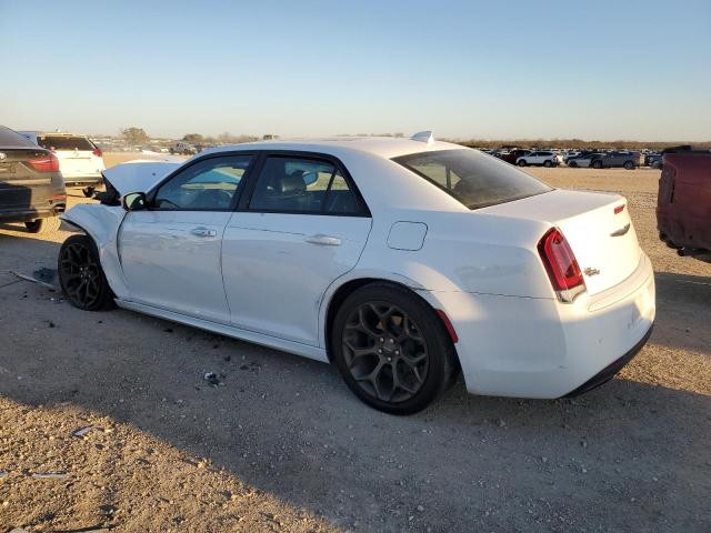 Фото 2 с аукциона – 2017 CHRYSLER 300 S с VIN 2C3CCABG5HH553842