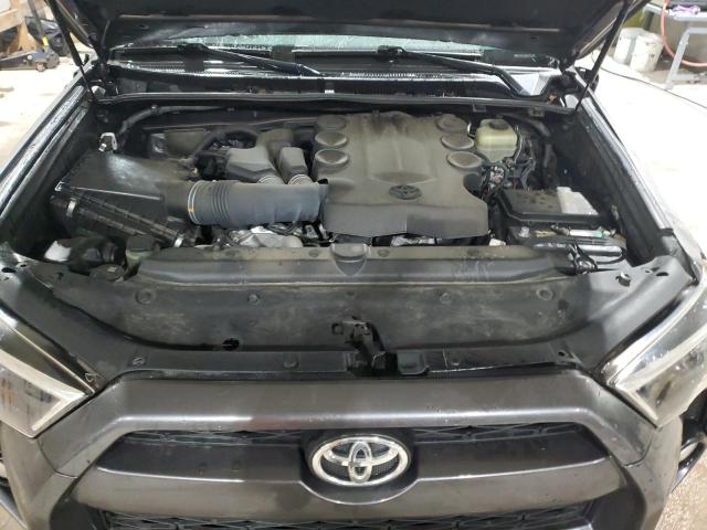 Photo 12 from auction – 2017 TOYOTA 4RUNNER SR with VIN JTEBU5JR8H5415312