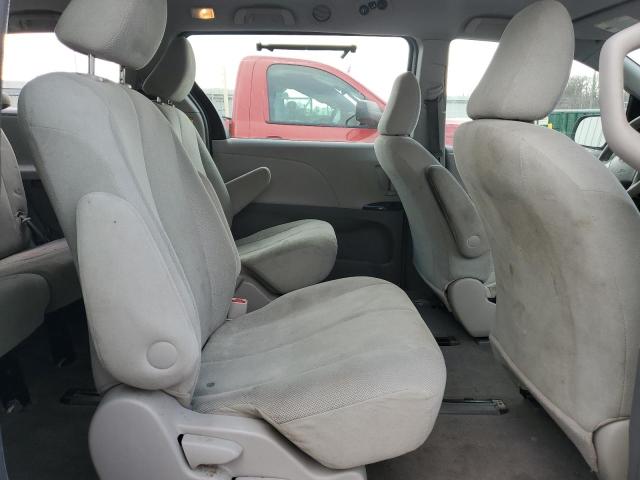 Photo 11 from auction – 2011 TOYOTA SIENNA with VIN 5TDZK3DC8BS081241