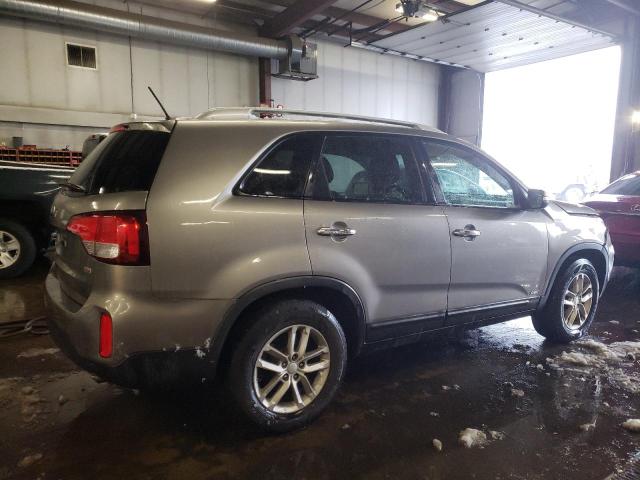 Photo 3 from auction – 2015 KIA SORENTO LX with VIN 5XYKTDA63FG637736