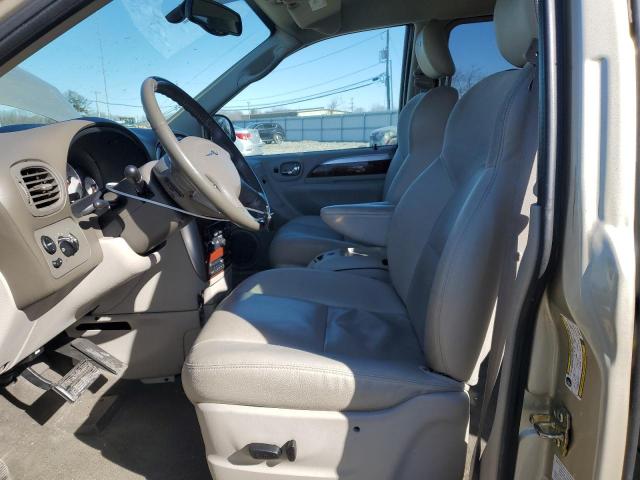 Photo 7 from auction – 2005 CHRYSLER TOWN & COU with VIN 2C8GP64L45R365164