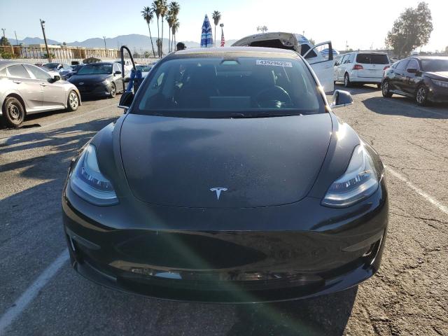 Photo 5 from auction – 2018 TESLA MODEL 3 with VIN 5YJ3E1EA9JF019803