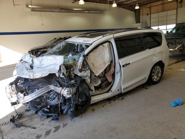 CHRYSLER PACIFICA T 2018 with VIN 2C4RC1EG0JR230784 - Photo from auction