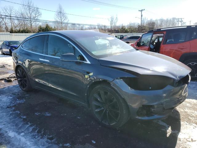 Photo 4 from auction – 2016 TESLA MODEL X with VIN 5YJXCDE28GF026347