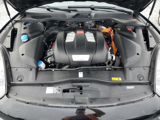 Photo 12 from auction – 2016 PORSCHE CAYENNE SE with VIN WP1AE2A25GLA64558