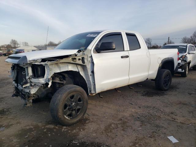 TOYOTA TUNDRA DOU 2014 with VIN 5TFUM5F19EX058660 - Photo from auction
