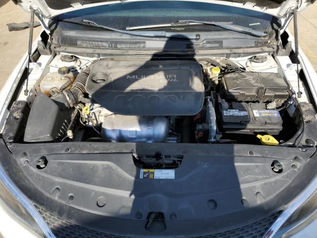 Снимка 11 от търг – 2015 CHRYSLER 200 LIMITE с VIN 1C3CCCAB1FN605456
