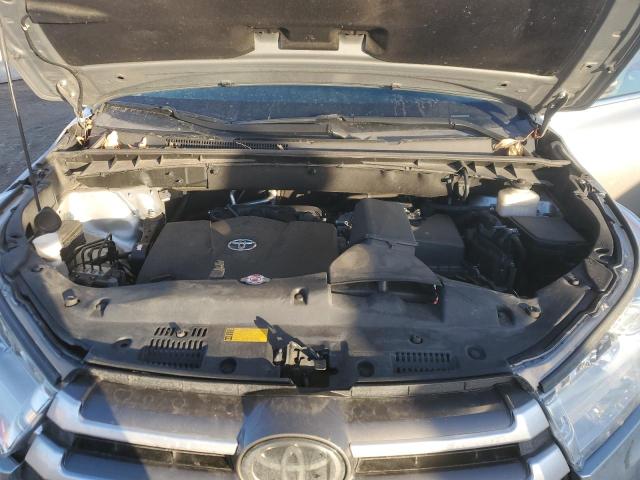 صورة رقم 12 من المزاد - 2018 TOYOTA HIGHLANDER مع VIN 5TDJZRFH3JS542218