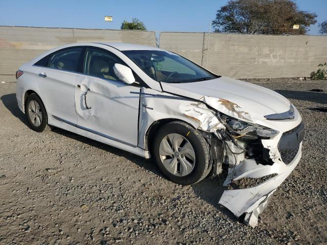 Photo 4 from auction – 2015 HYUNDAI SONATA HYB with VIN KMHEC4A47FA133584