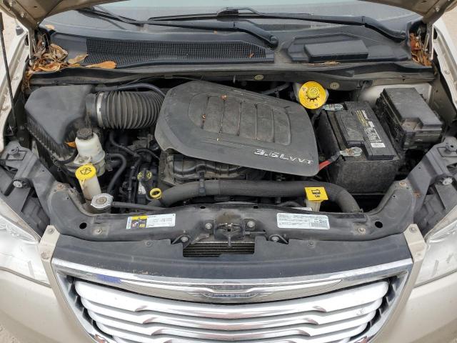 Photo 12 from auction – 2016 CHRYSLER TOWN & COU with VIN 2C4RC1BG7GR156406