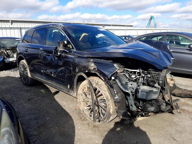 Photo 4 from auction – 2022 LINCOLN CORSAIR RE with VIN 5LMCJ2C95NUL02683