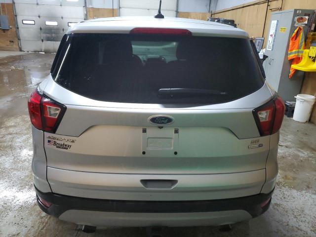 Photo 6 from auction – 2019 FORD ESCAPE SE with VIN 1FMCU9GD1KUB50687
