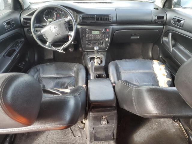 Photo 8 from auction – 2003 VOLKSWAGEN PASSAT GLS with VIN WVWPD63BX3P113713