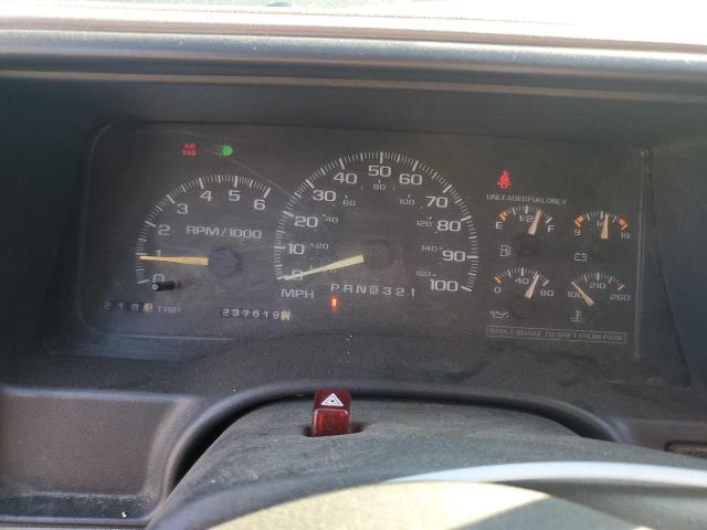 Photo 9 from auction – 1998 CHEVROLET GMT-400 C1 with VIN 1GCEC19R0WR105145