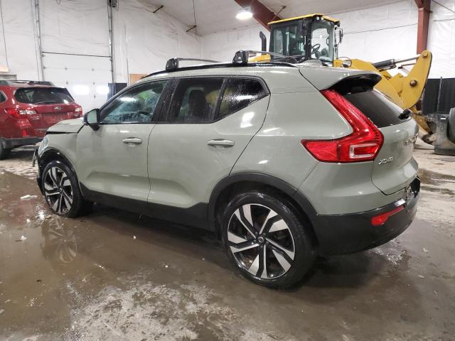 Photo 2 from auction – 2023 VOLVO XC40 PLUS with VIN YV4L12UW2P2024297