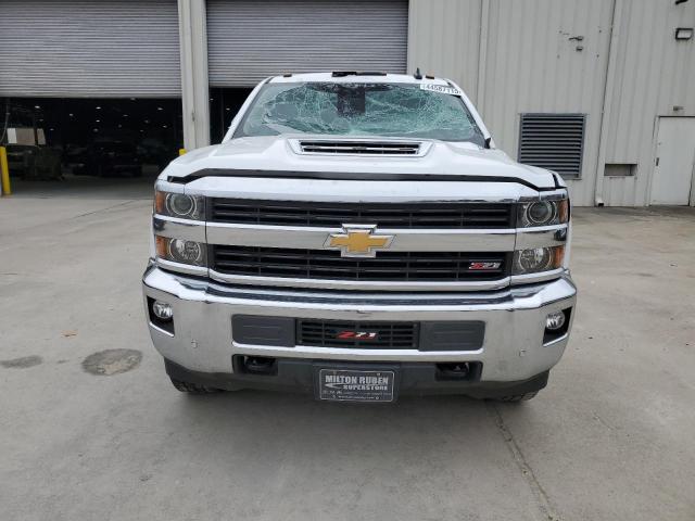 Photo 5 from auction – 2017 CHEVROLET SILVERADO with VIN 1GC1KWEY2HF217591