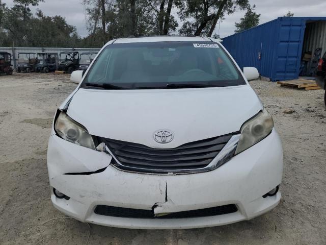 Photo 5 from auction – 2014 TOYOTA SIENNA XLE with VIN 5TDYK3DC4ES507023