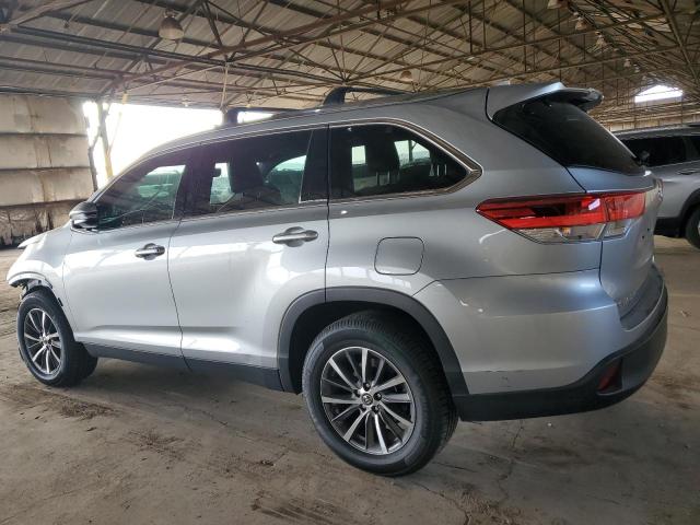 Photo 2 from auction – 2019 TOYOTA HIGHLANDER with VIN 5TDKZRFH7KS322697