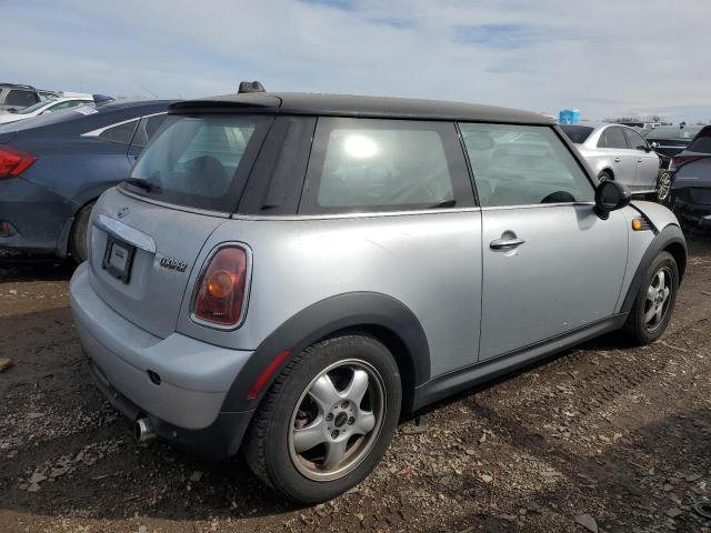 Photo 3 from auction – 2007 MINI COOPER with VIN WMWMF33587TL78484