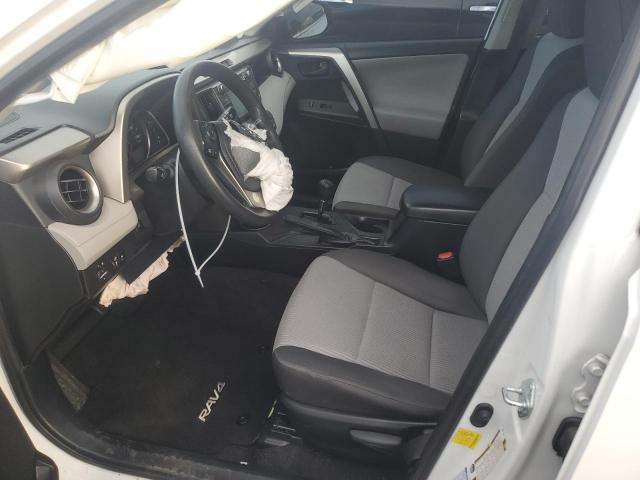 Photo 7 from auction – 2015 TOYOTA RAV4 LE with VIN JTMBFREV0FD096505