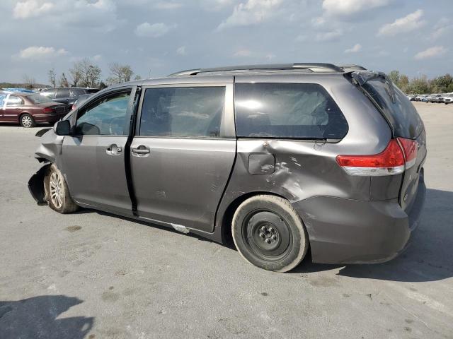 Photo 2 from auction – 2014 TOYOTA SIENNA XLE with VIN 5TDYK3DC3ES433190